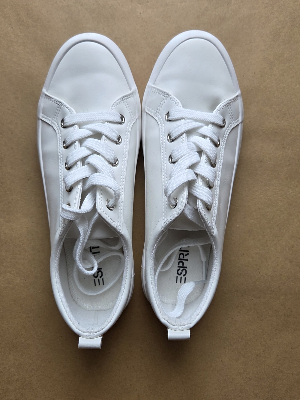 Esprit White Fashion Sneakers Size 9M